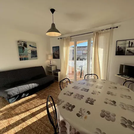 T2 Avec Terrasse Et Parking, Proche Plage, 4 Pers - Fr-1-701-44 Valras-Plage